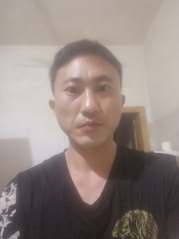 真爱无悔的第一张照片--呼和浩特相亲服务中心