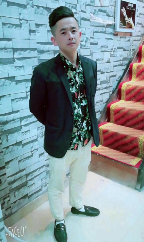 男人三十而立的第一张照片--呼和浩特相亲服务中心