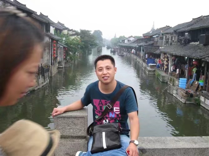 雪糕冰激凌的第一张照片--呼和浩特相亲服务中心