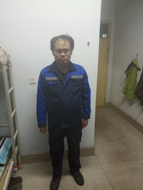 黄俊的第一张照片--呼和浩特相亲服务中心