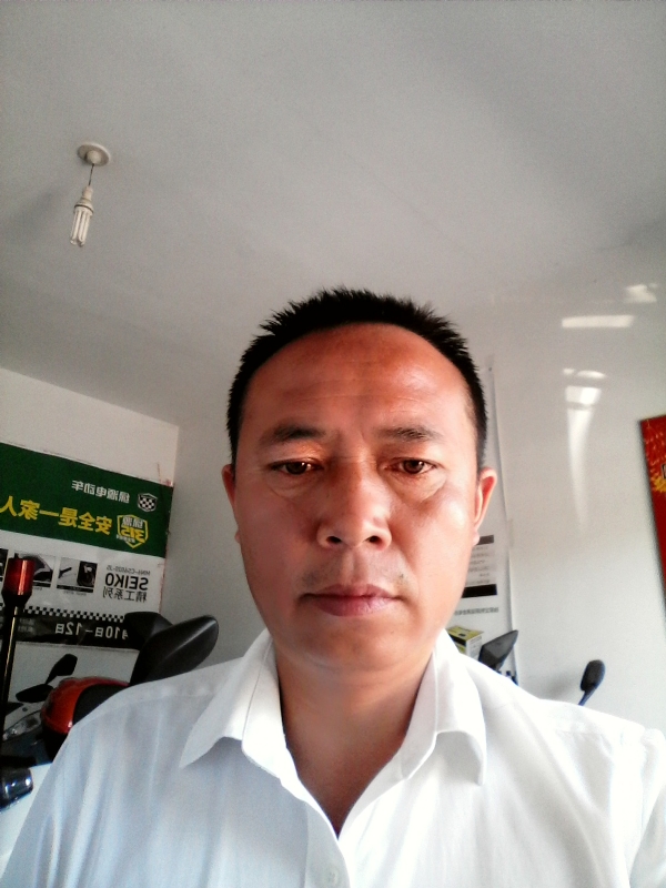 左手的第一张照片--呼和浩特相亲服务中心