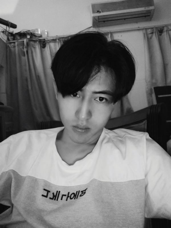 斷笔的第一张照片--呼和浩特相亲服务中心