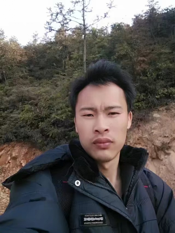 高富帅的第一张照片--呼和浩特相亲服务中心