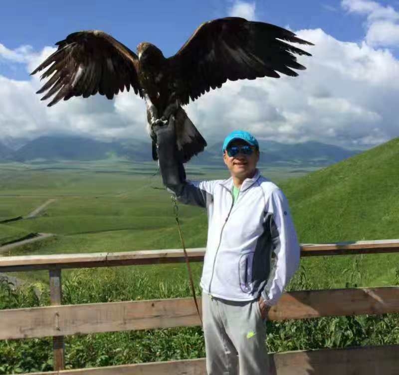 怀抱清风的第一张照片--呼和浩特相亲服务中心