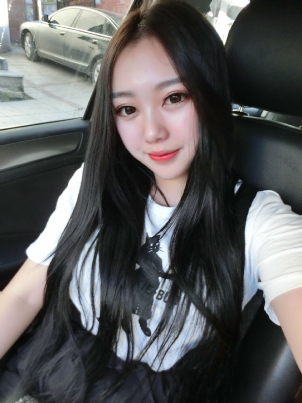 佳怡的第二张照片--呼和浩特相亲服务中心