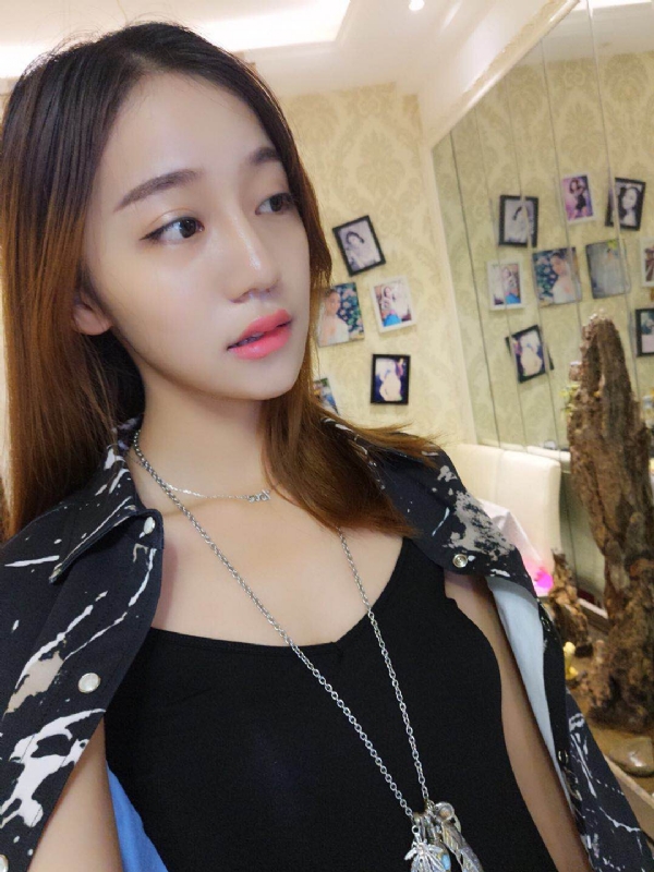 凉兮的第一张照片--呼和浩特相亲服务中心