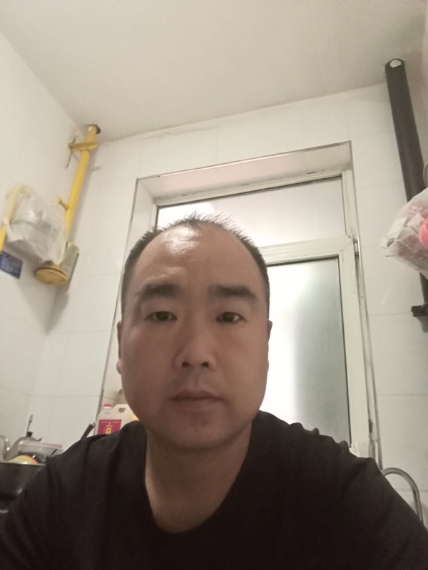 我的心很迷茫的第一张照片--呼和浩特相亲服务中心