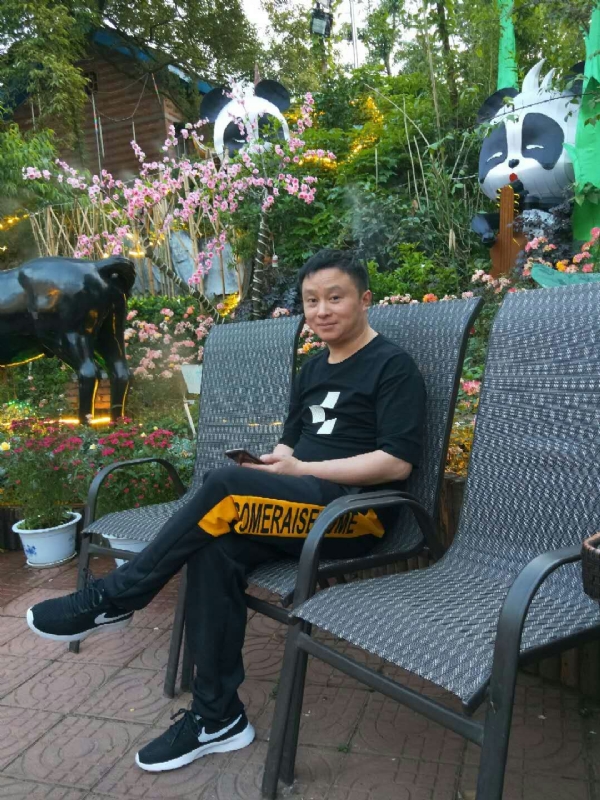 想家的第一张照片--呼和浩特相亲服务中心