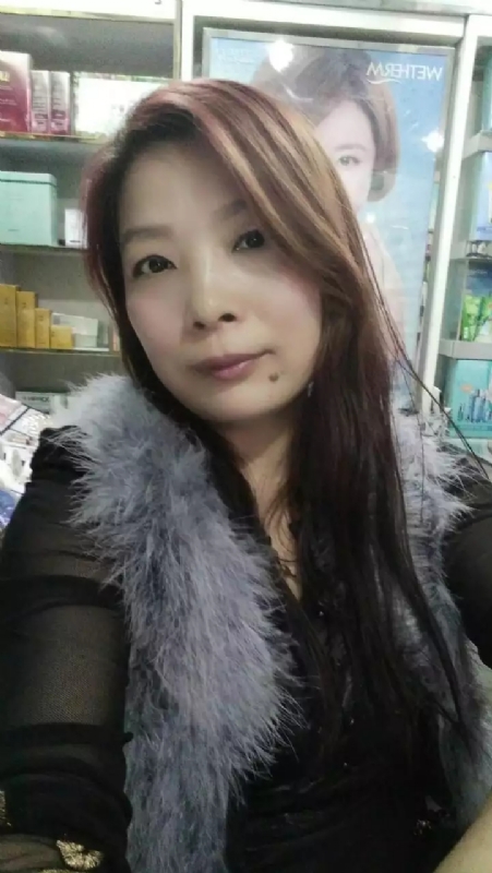 胡静的第三张照片--呼和浩特相亲服务中心