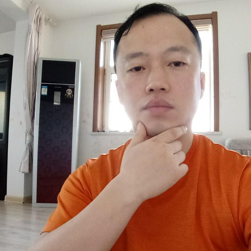 爱热闹的人的第一张照片--呼和浩特相亲服务中心