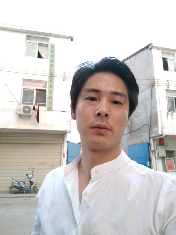 峰哥的第一张照片--呼和浩特相亲服务中心