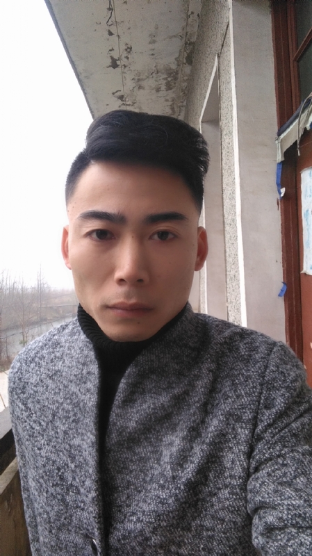 谁伴我闯荡的第一张照片--呼和浩特相亲服务中心