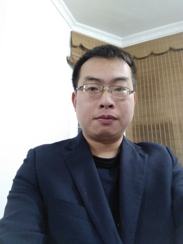 简单爱的第一张照片--呼和浩特相亲服务中心