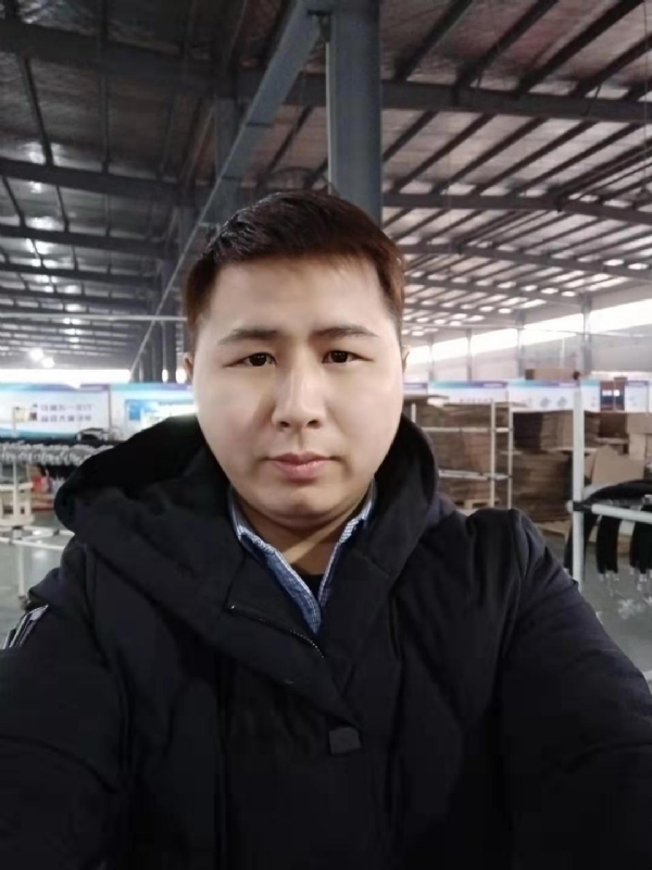 刀锋的第一张照片--呼和浩特相亲服务中心