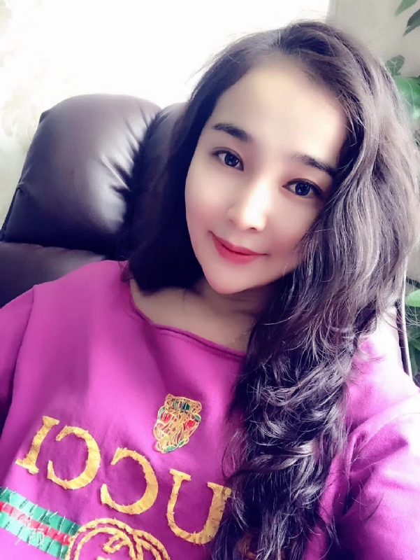 相拥未来的第二张照片--呼和浩特相亲服务中心