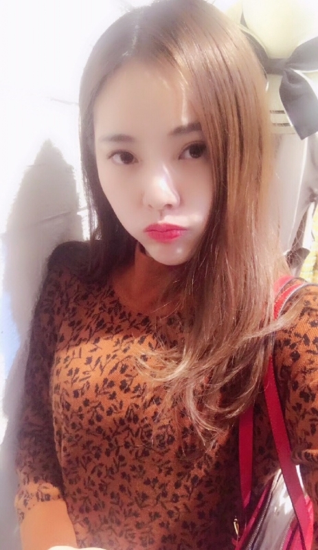 馨馨向荣的第三张照片--呼和浩特相亲服务中心