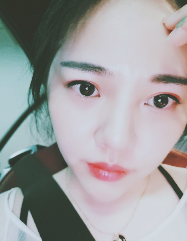 馨馨向荣的第四张照片--呼和浩特相亲服务中心