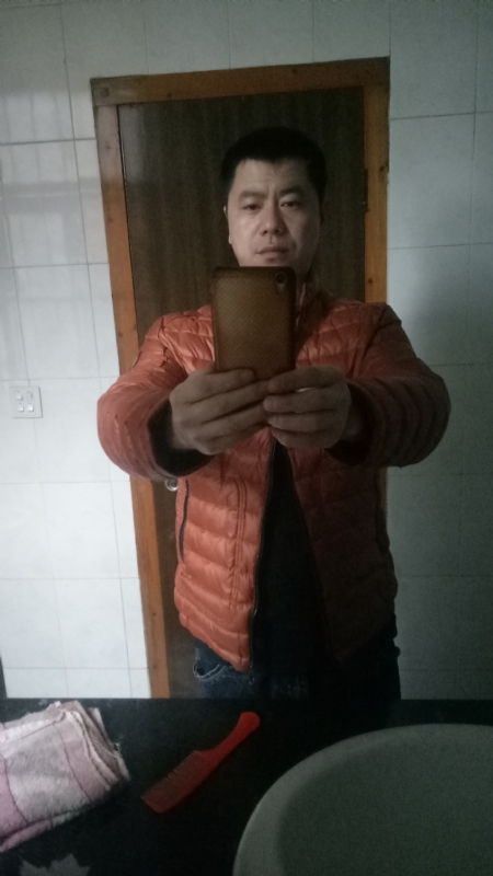 噢荣的第一张照片--呼和浩特相亲服务中心