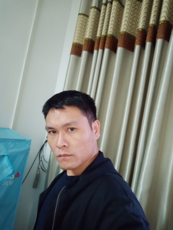 心如止水的第一张照片--呼和浩特相亲服务中心