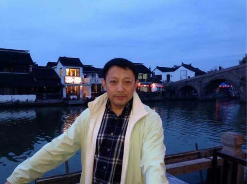 巧克力绅士的第六张照片--呼和浩特相亲服务中心