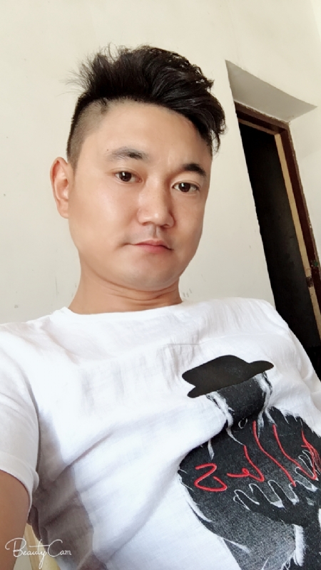 yang的第一张照片--呼和浩特相亲服务中心