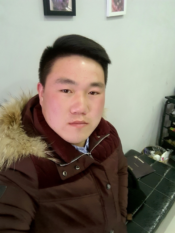 小飞的第一张照片--呼和浩特相亲服务中心