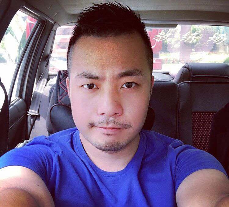 刘江平的第三张照片--呼和浩特相亲服务中心