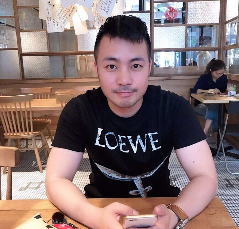 刘江平的第四张照片--呼和浩特相亲服务中心