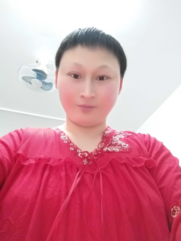 彩虹姐姐永不言弃的第一张照片--呼和浩特相亲服务中心