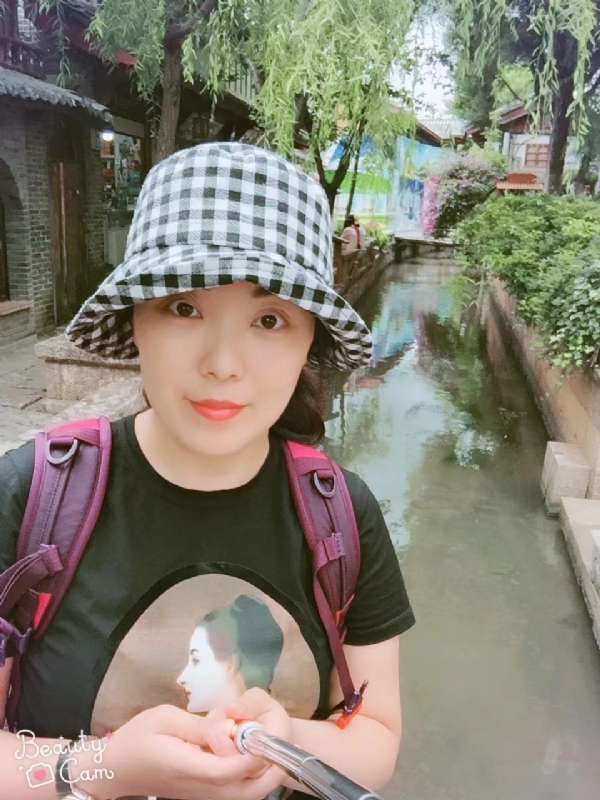 乐妞的第三张照片--呼和浩特相亲服务中心