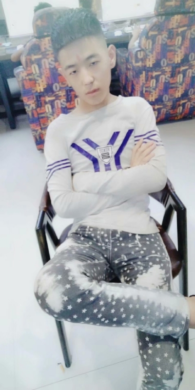 神木市二强的第一张照片--呼和浩特相亲服务中心