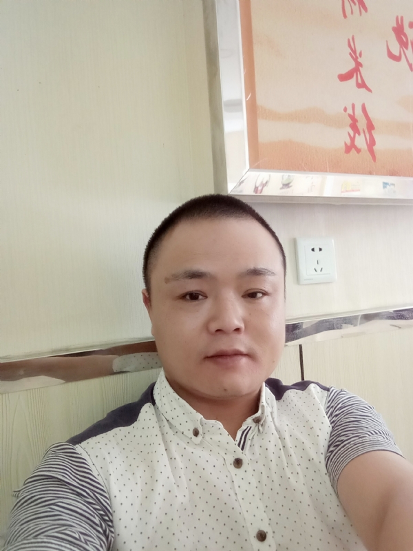 风云淡的第一张照片--呼和浩特相亲服务中心