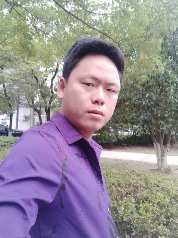 黄龙飞的第一张照片--呼和浩特相亲服务中心