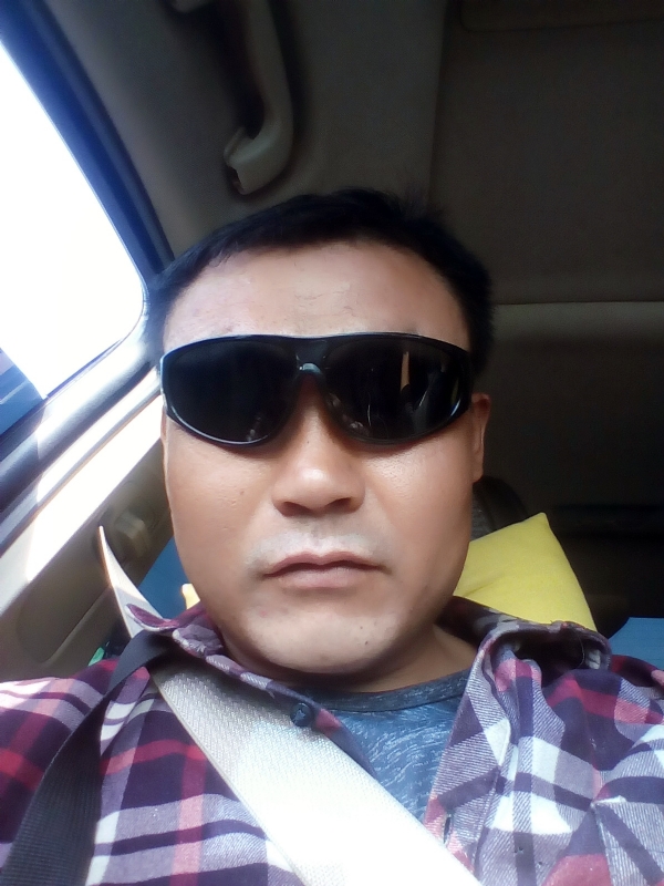 莱芜强哥的第一张照片--呼和浩特相亲服务中心