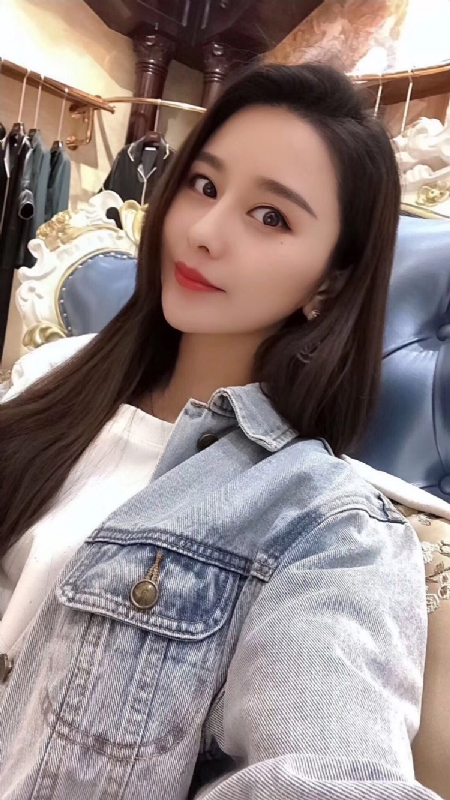 李珊珊的第一张照片--呼和浩特相亲服务中心