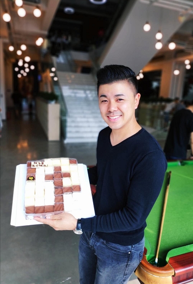 戏如人生的第二张照片--呼和浩特相亲服务中心