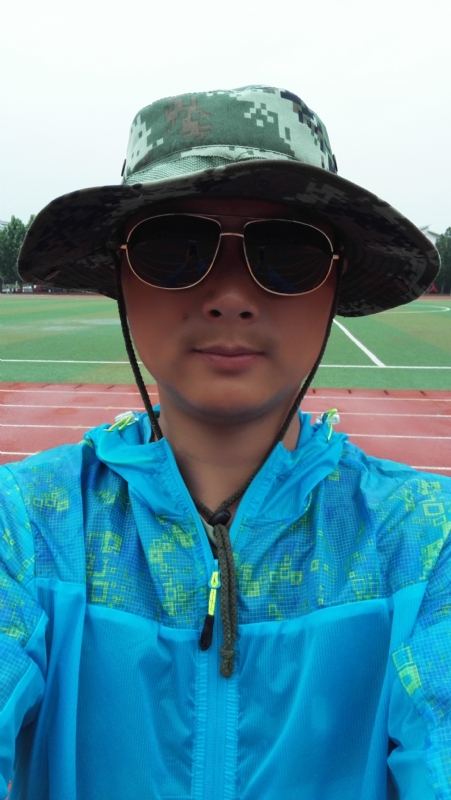 银尘的第一张照片--呼和浩特相亲服务中心