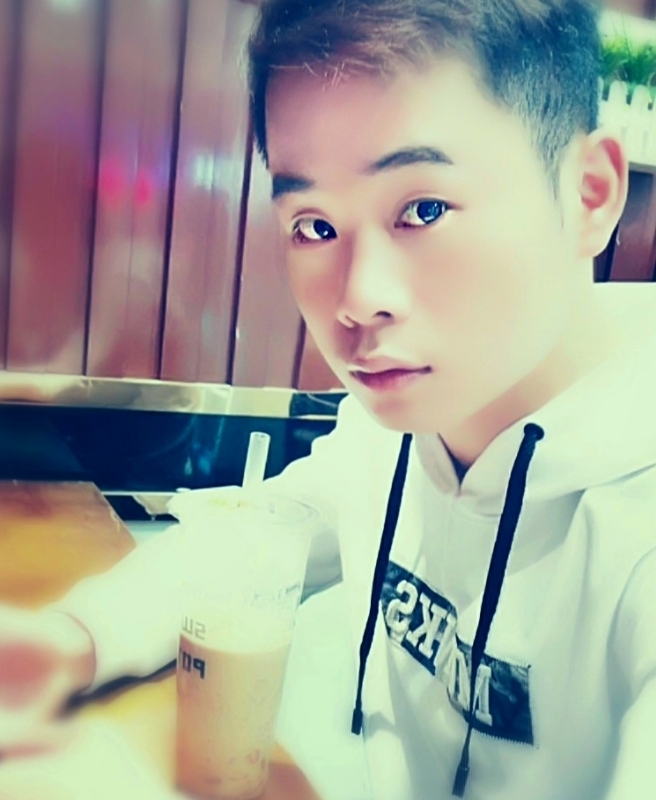 拔大萝卜的兔子的第一张照片--呼和浩特相亲服务中心