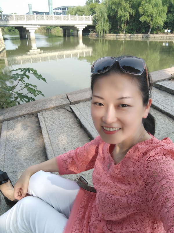 渴慕的第一张照片--呼和浩特相亲服务中心