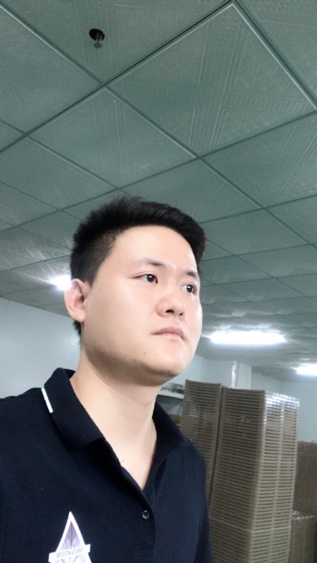 伟的第一张照片--呼和浩特相亲服务中心