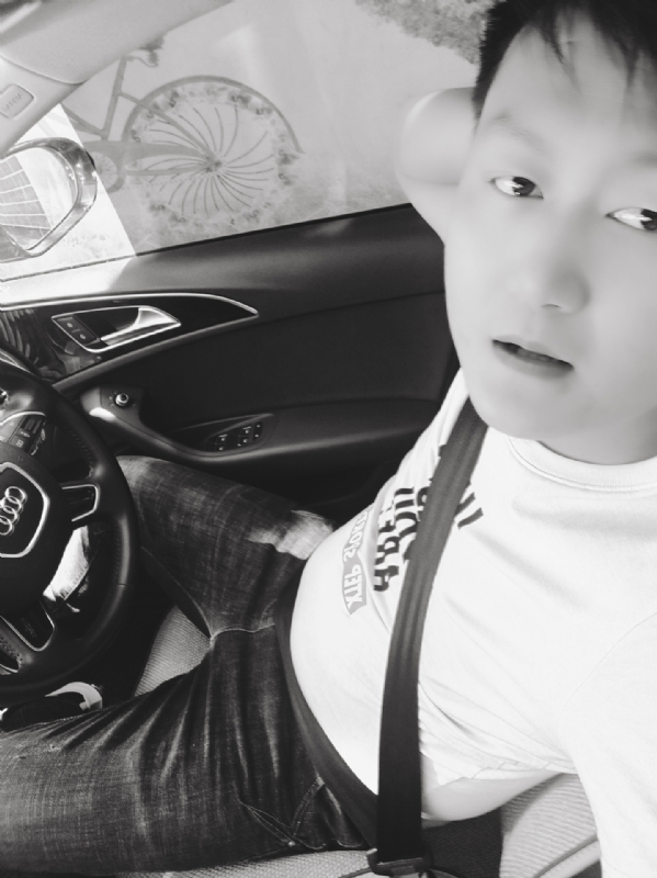 意中人的第一张照片--呼和浩特相亲服务中心