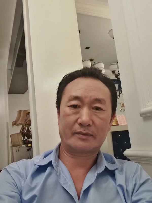 青松的第一张照片--呼和浩特相亲服务中心