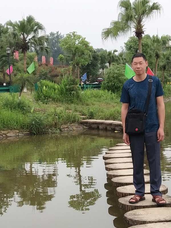 星星知我心的第一张照片--呼和浩特相亲服务中心