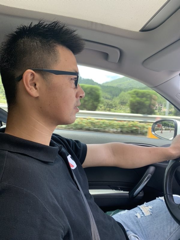 浪漫益友的第一张照片--呼和浩特相亲服务中心