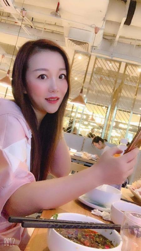 蔷薇的第一张照片--呼和浩特相亲服务中心