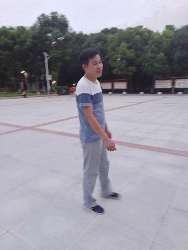 一笑的第一张照片--呼和浩特相亲服务中心