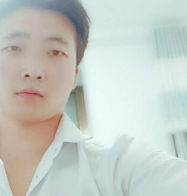 华英雄的第一张照片--呼和浩特相亲服务中心