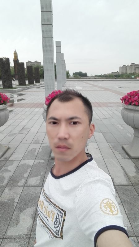 天平的第一张照片--呼和浩特相亲服务中心