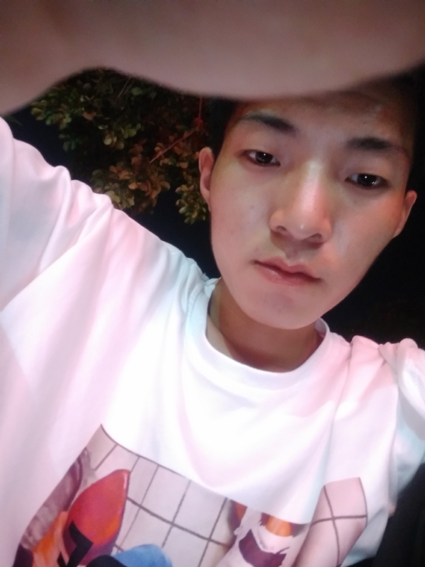 若如初见丶的第一张照片--呼和浩特相亲服务中心