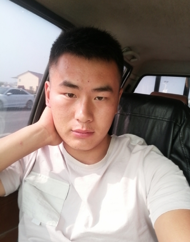 马宏亮的第二张照片--呼和浩特相亲服务中心